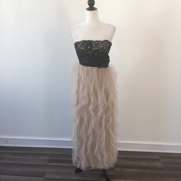 Roberta Nude / Black Lace Ruffle Dress - Picture 3 of 7